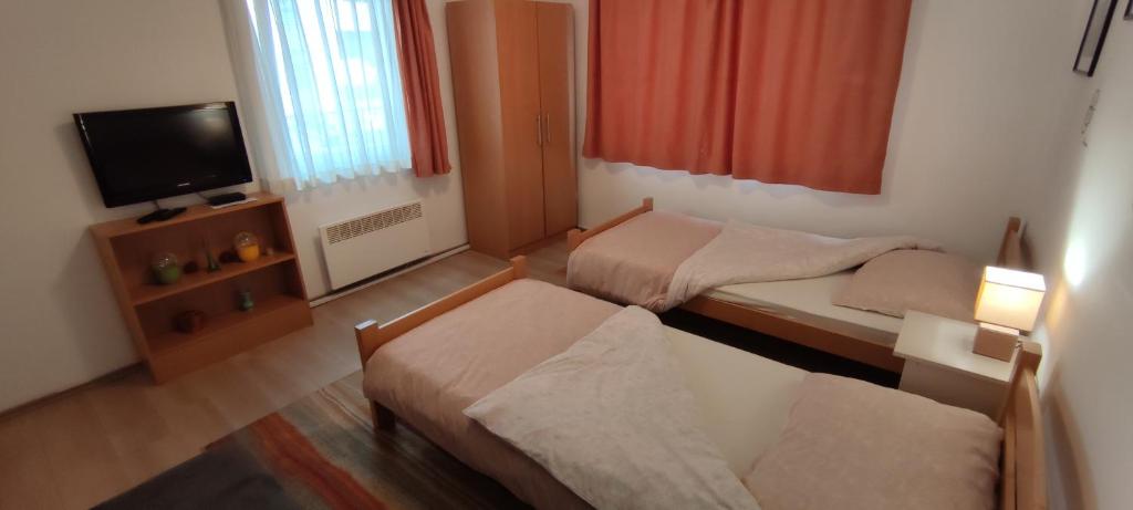 Apartman Lokum room 4