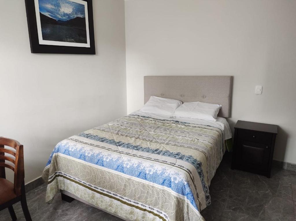 HOTEL LOS ANDENES DE COTAHUASI room 1