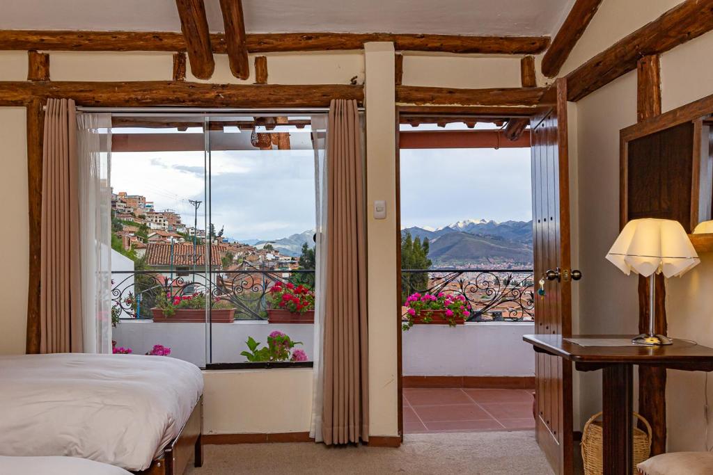 Luna House Cusco room 2