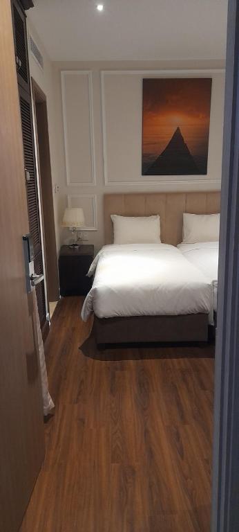 Maro home hotel room 4