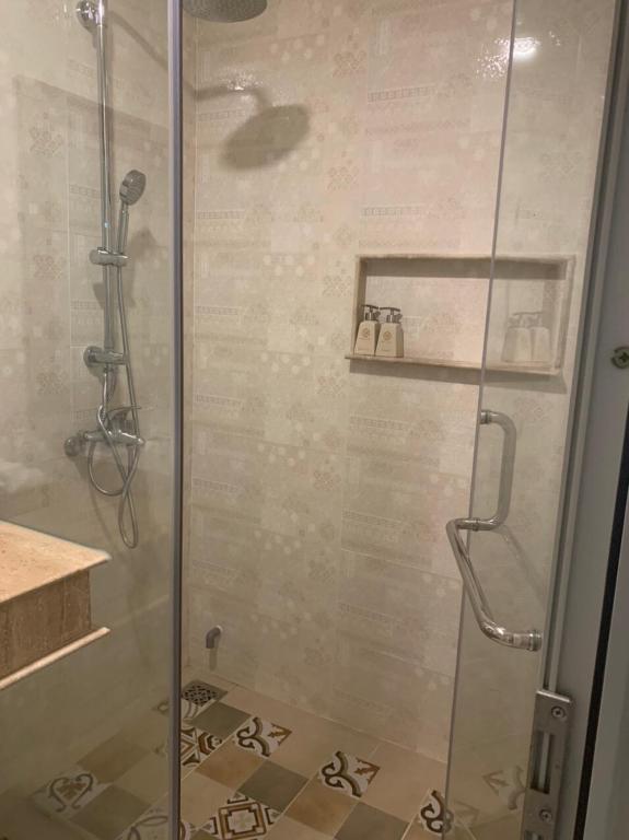 Maro home hotel room 6