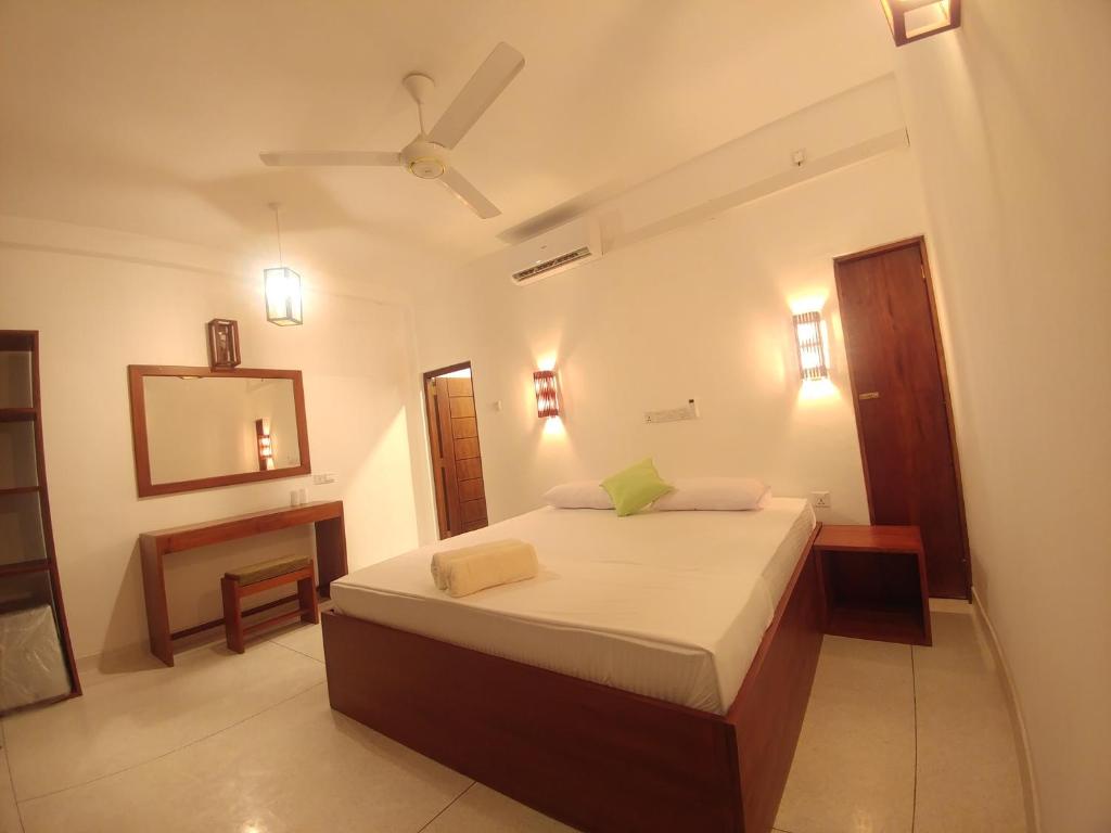 Bienvenido Madiha room 2