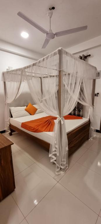 Maduranga n Guest room 1