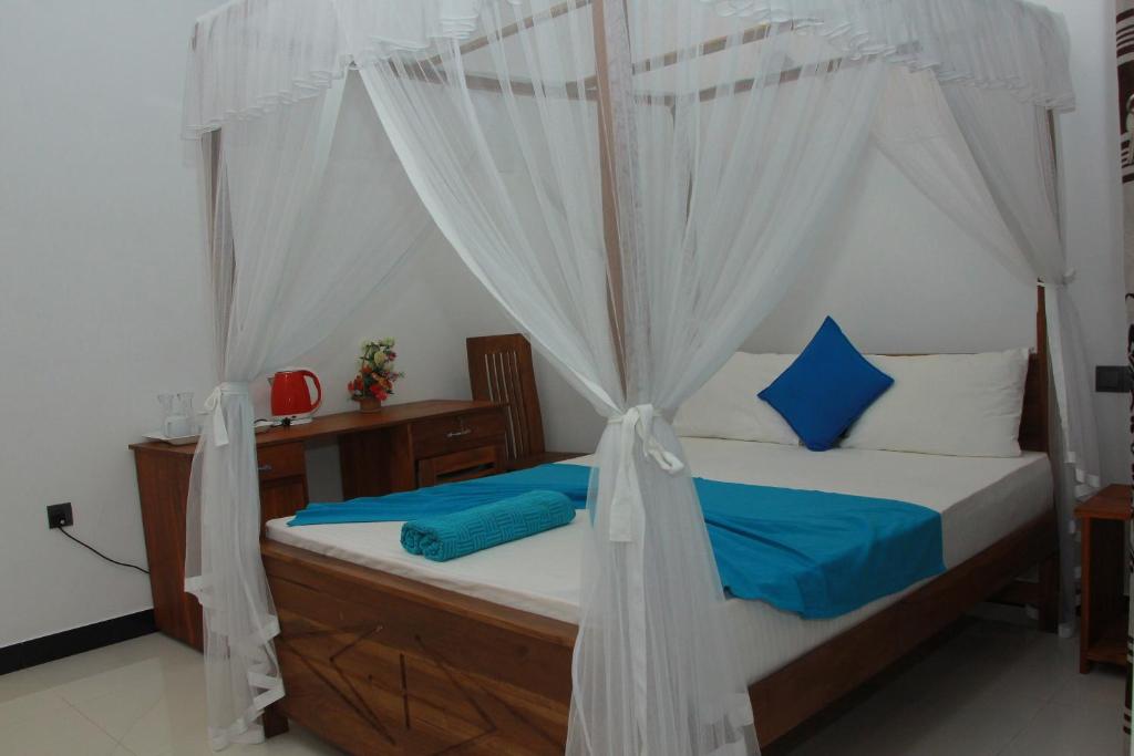 Maduranga n Guest room 6