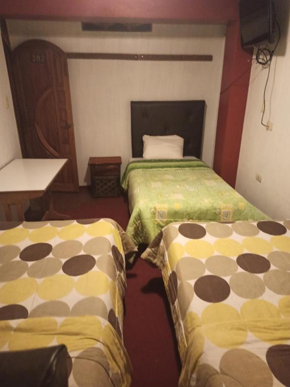 Hostal Titikaka Maria Reich room 1
