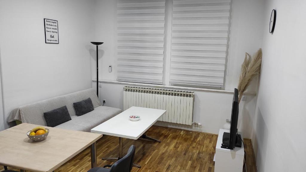 Apartment Mejtas - Center of Sarajevo room 3