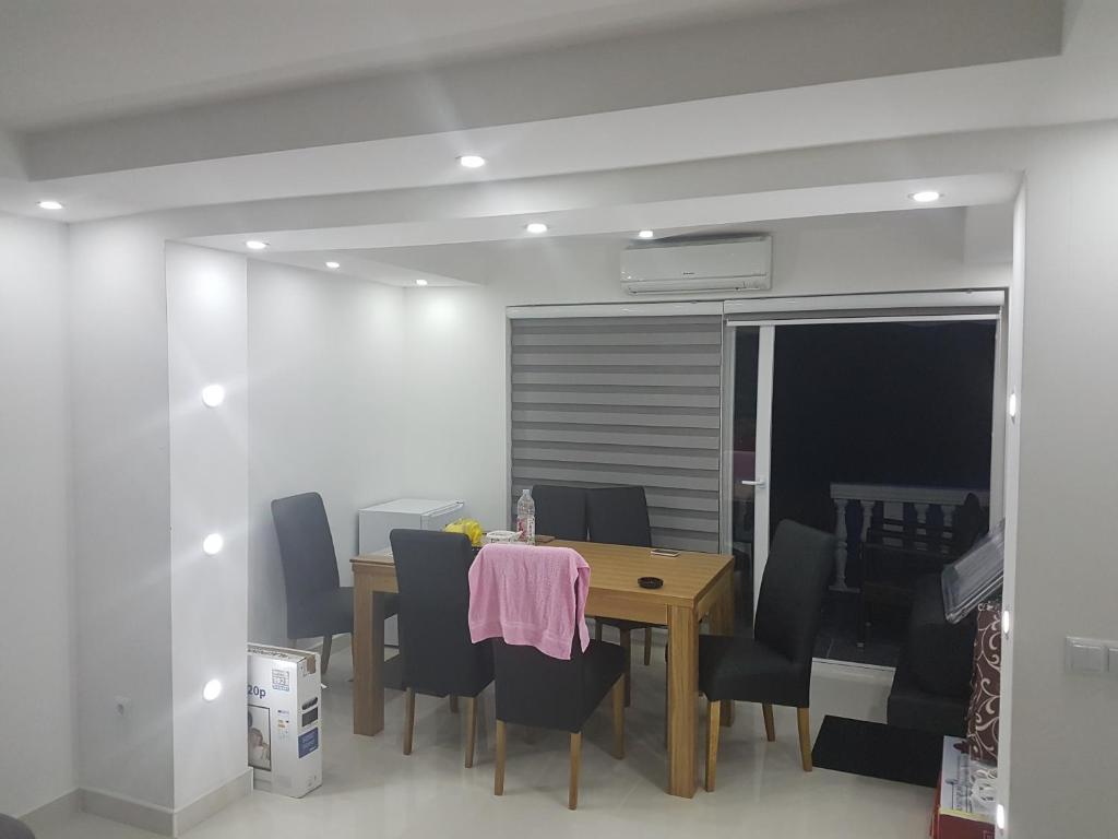 Apartments Mešić room 4