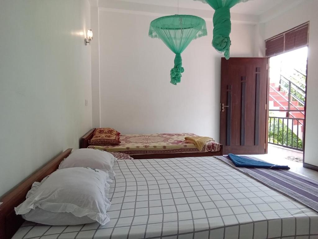 Mila Rest Garden room 6
