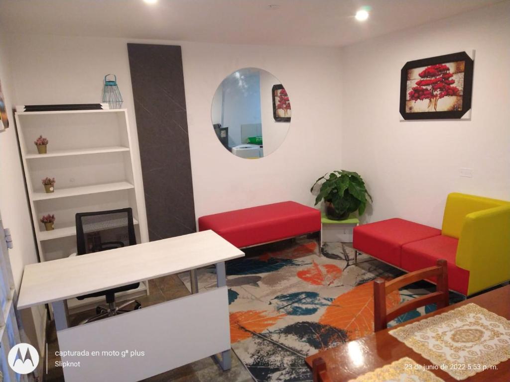 Minidepartamento Los Olivos room 3