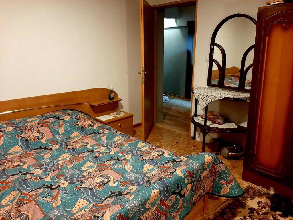 MIRNI KUTAK room 5