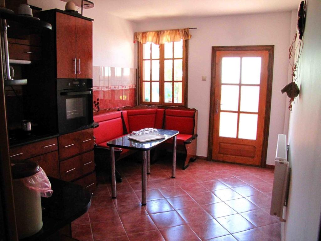 Casa Oana room 1