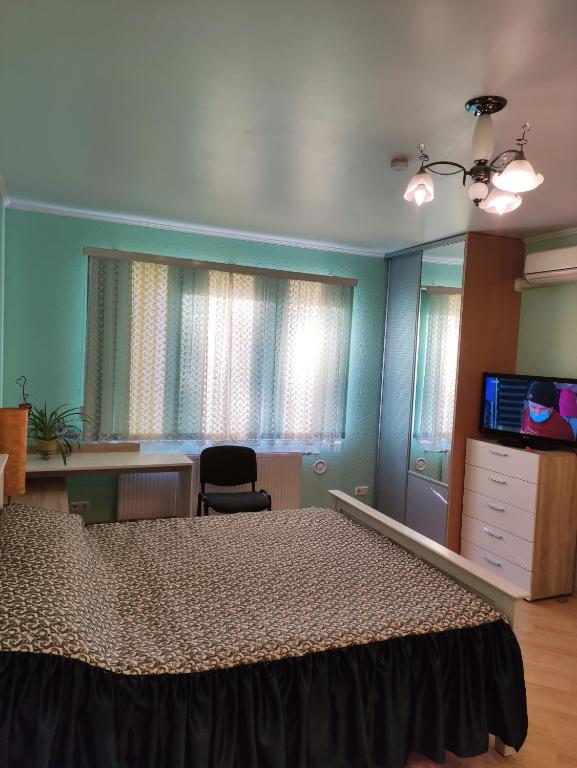 Oasis Apartments room 2
