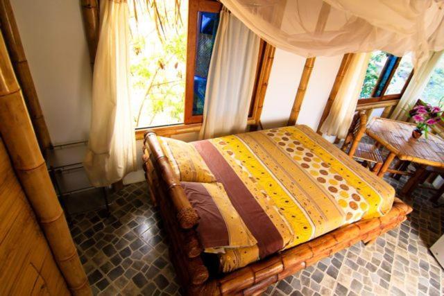 Oceanic Bungalows room 5