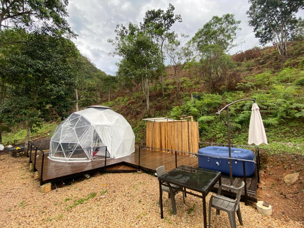 Ocobos Glamping room 1