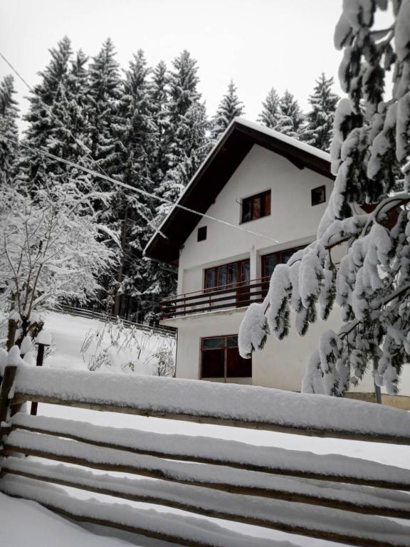 Planinska kuća "Odmor" room 2