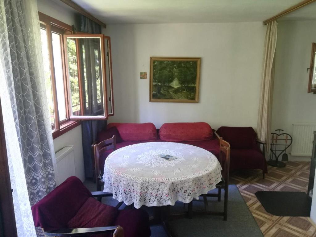 Planinska kuća "Odmor" room 3