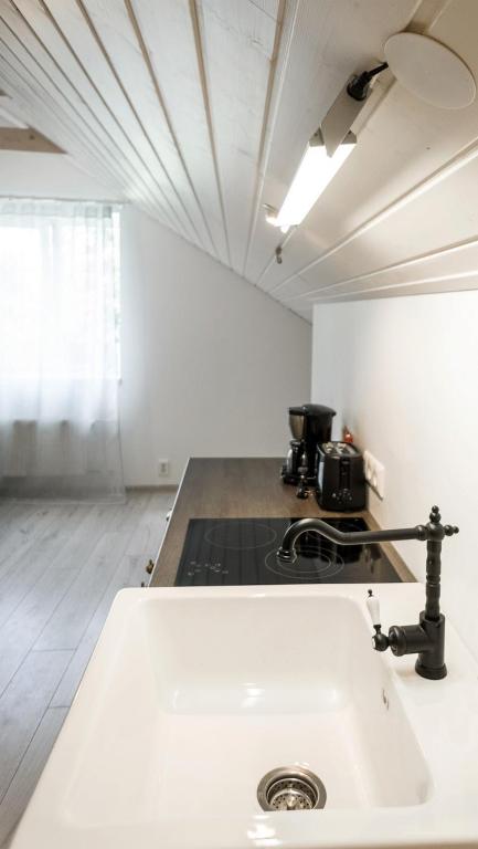 Best Stay- Pärnu With Garden room 6