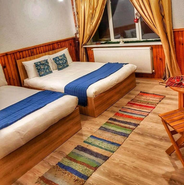 La Pensionaru' room 4