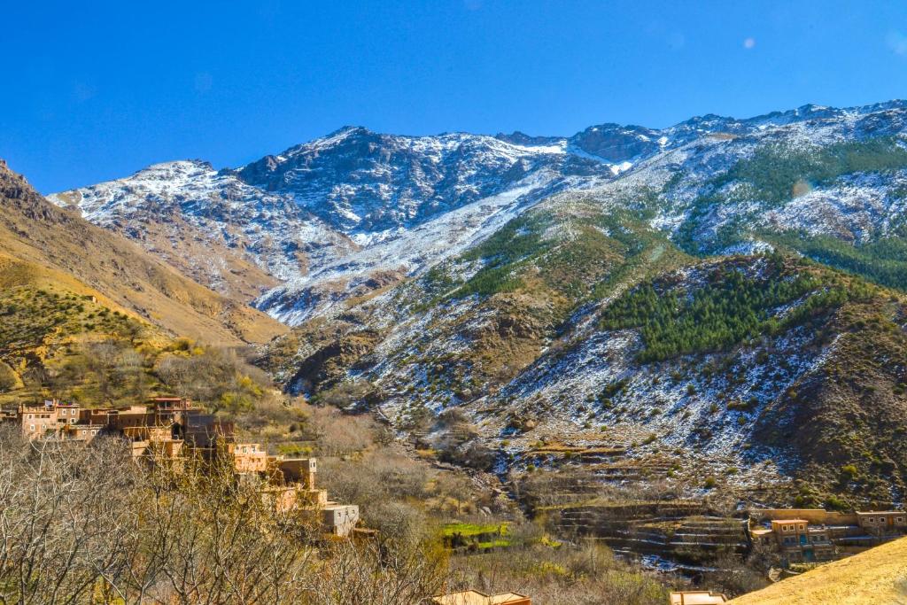 Room in Lodge - Authentic and pittoresque room for 3 people in Tamatert, Morocco room 1