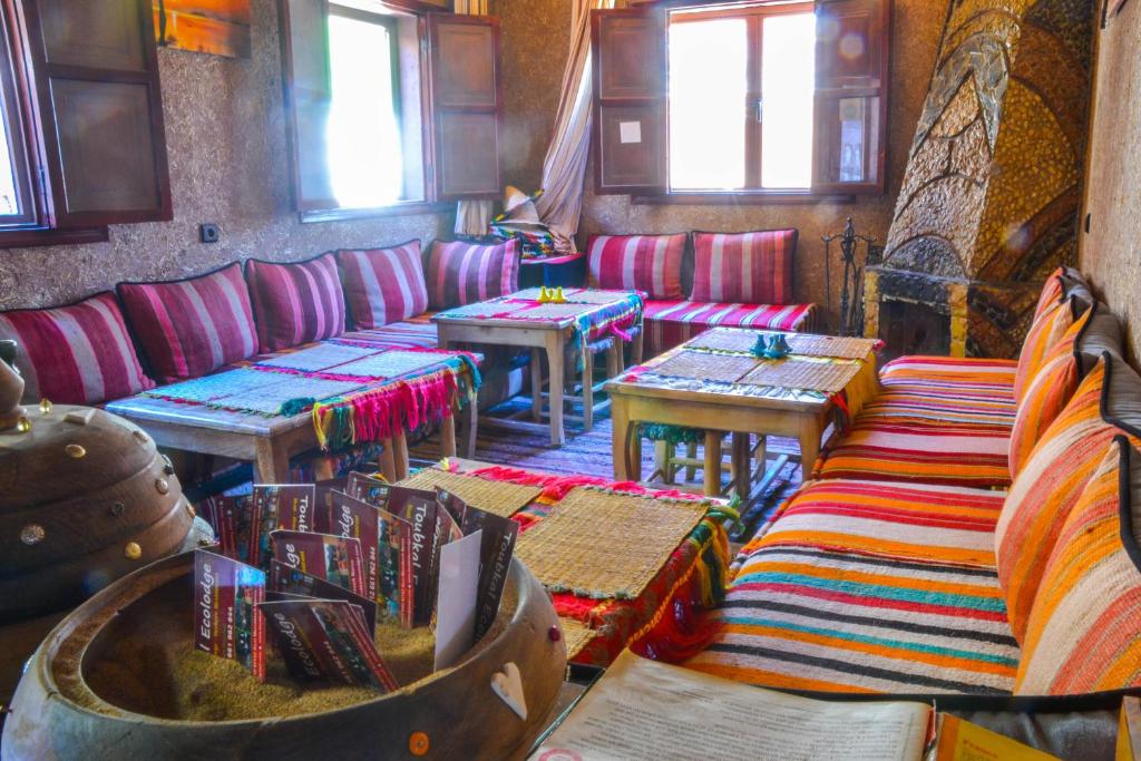 Room in Lodge - Authentic and pittoresque room for 3 people in Tamatert, Morocco room 2
