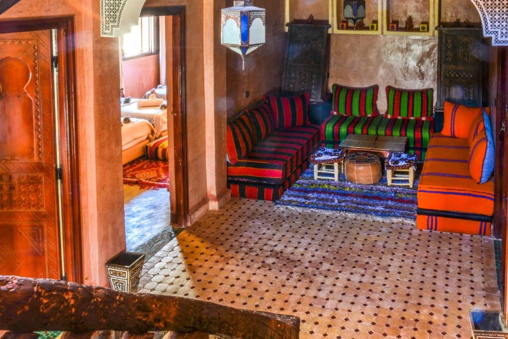 Room in Lodge - Authentic and pittoresque room for 3 people in Tamatert, Morocco room 3