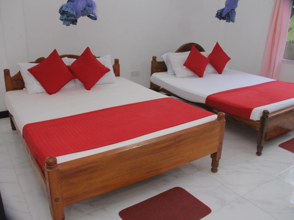 Pleasure Island Holiday Home room 6