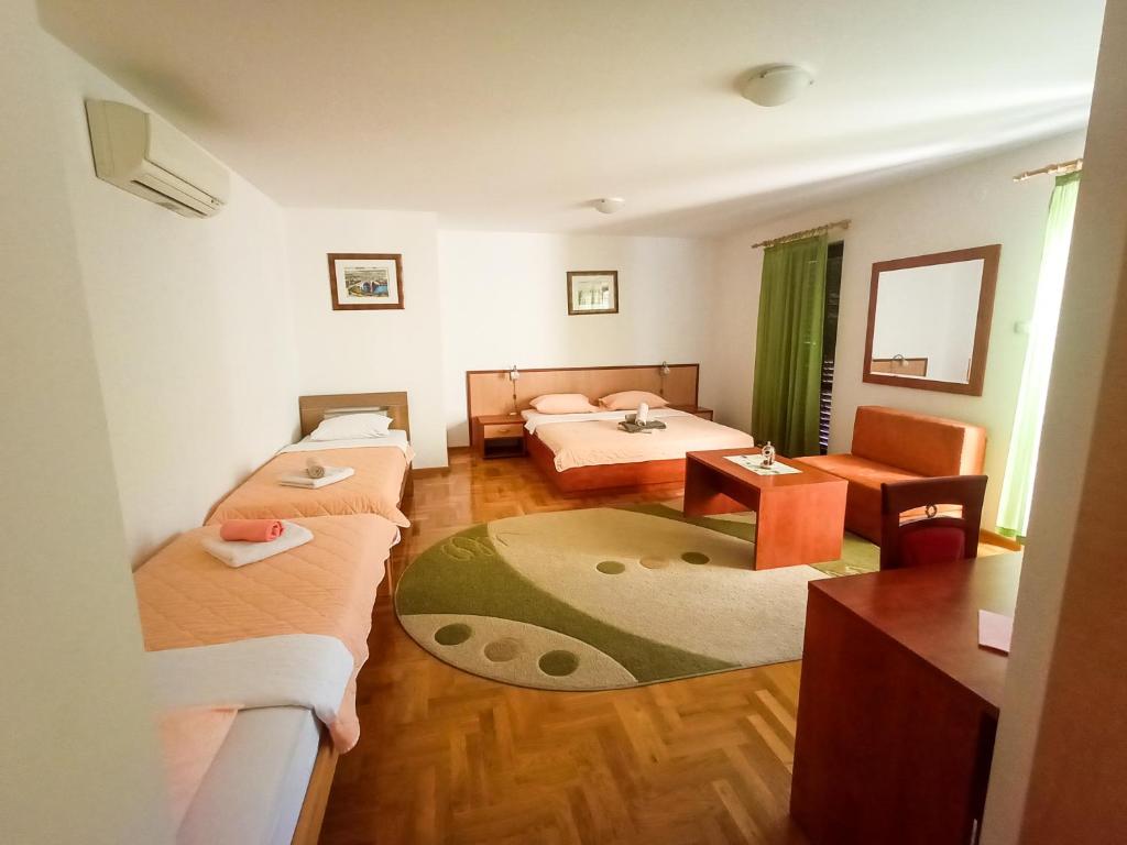 Hotel Porto Bello room 2