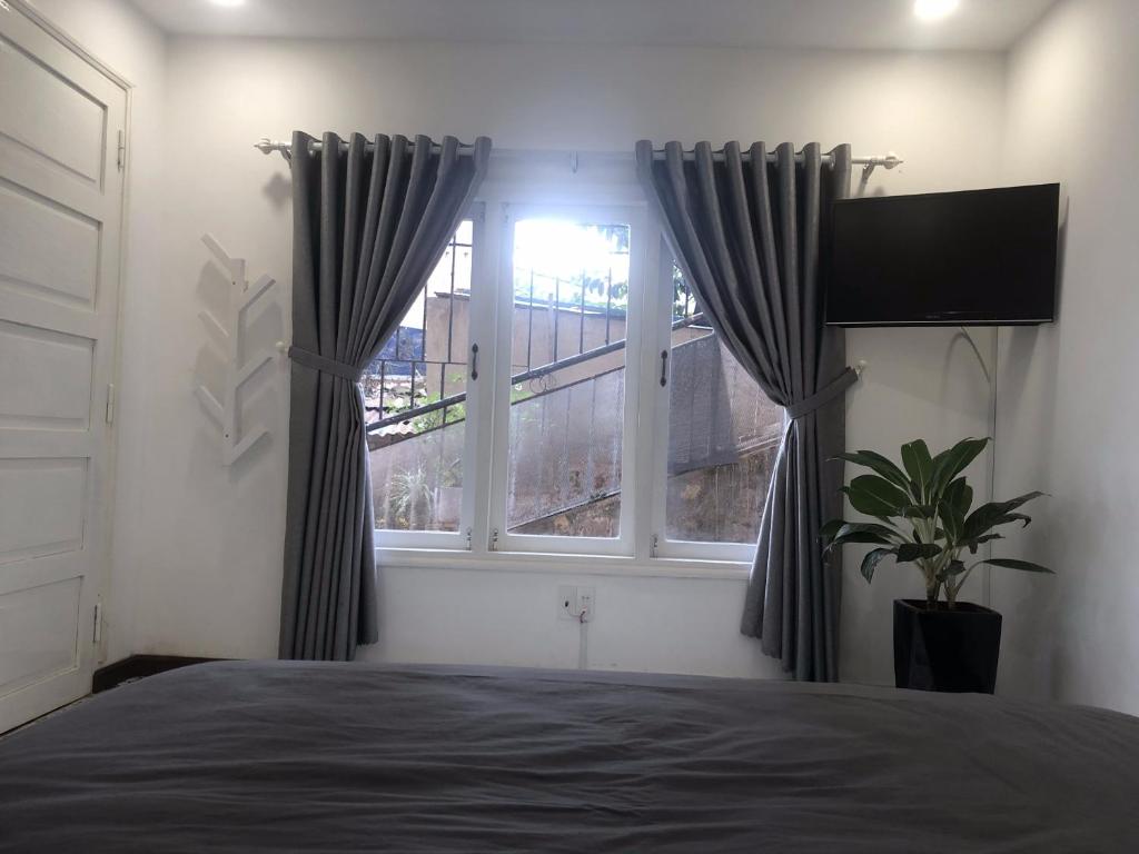 Ruby Dalat Hostel room 1