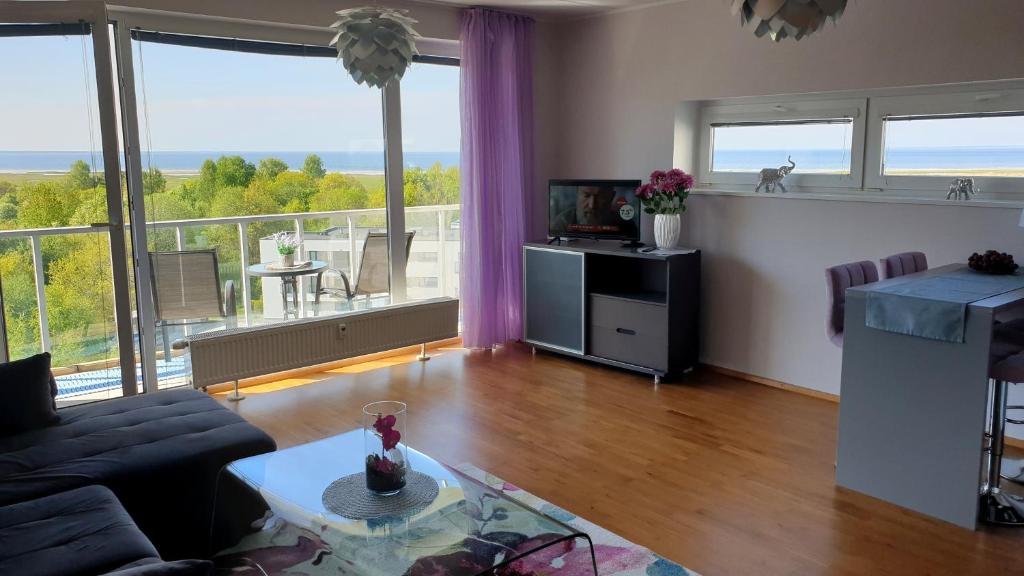 Seaview apartment room 5
