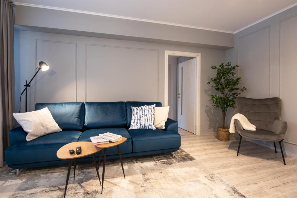 Snowdrop Apartment room 4