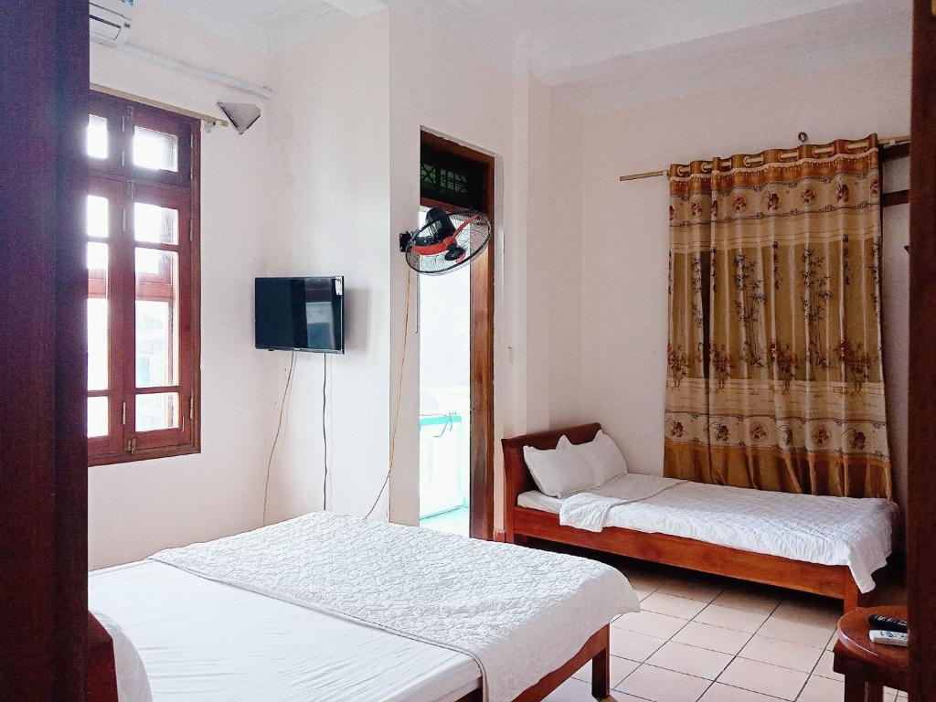 Ngoc Son Tam Dao Hotel room 6