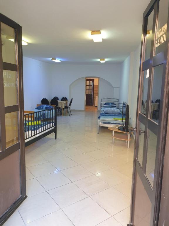 Apartment Stari Grad room 4