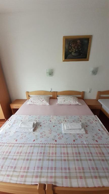 Guest House Stari Grad - Old Town room 1
