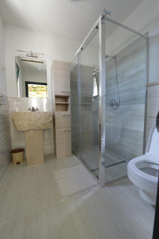 Stone Pearl room 3