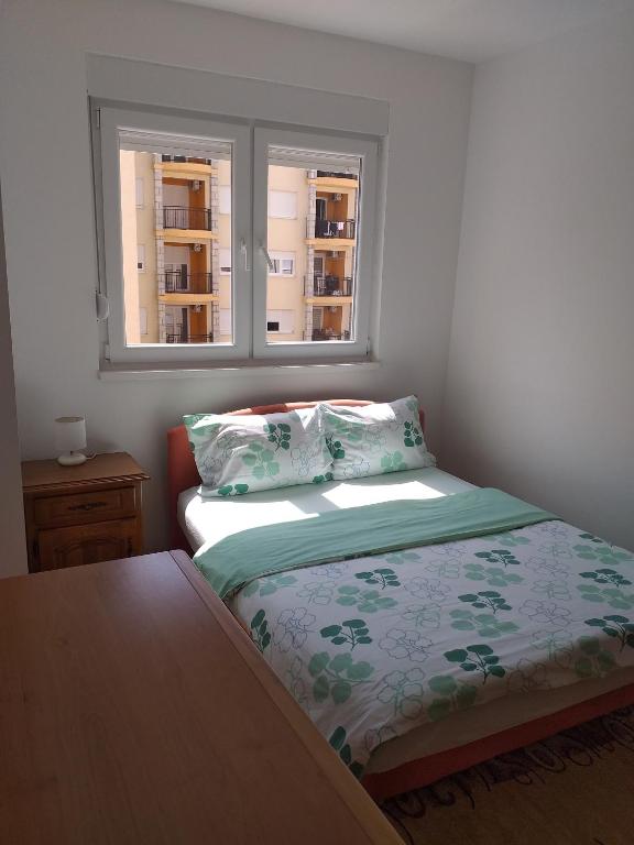 Studio Centar room 6