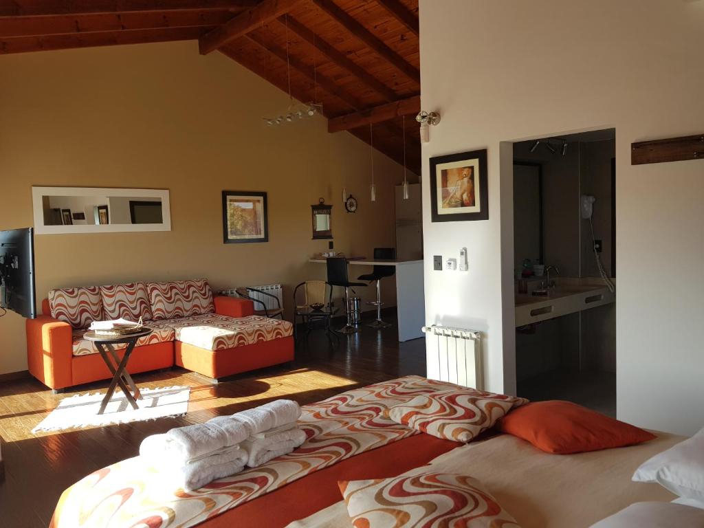 Suites del Sol room 2