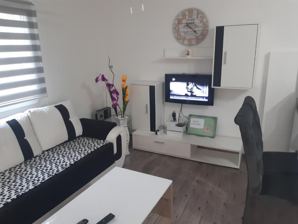 Vikendica SUNCE room 2