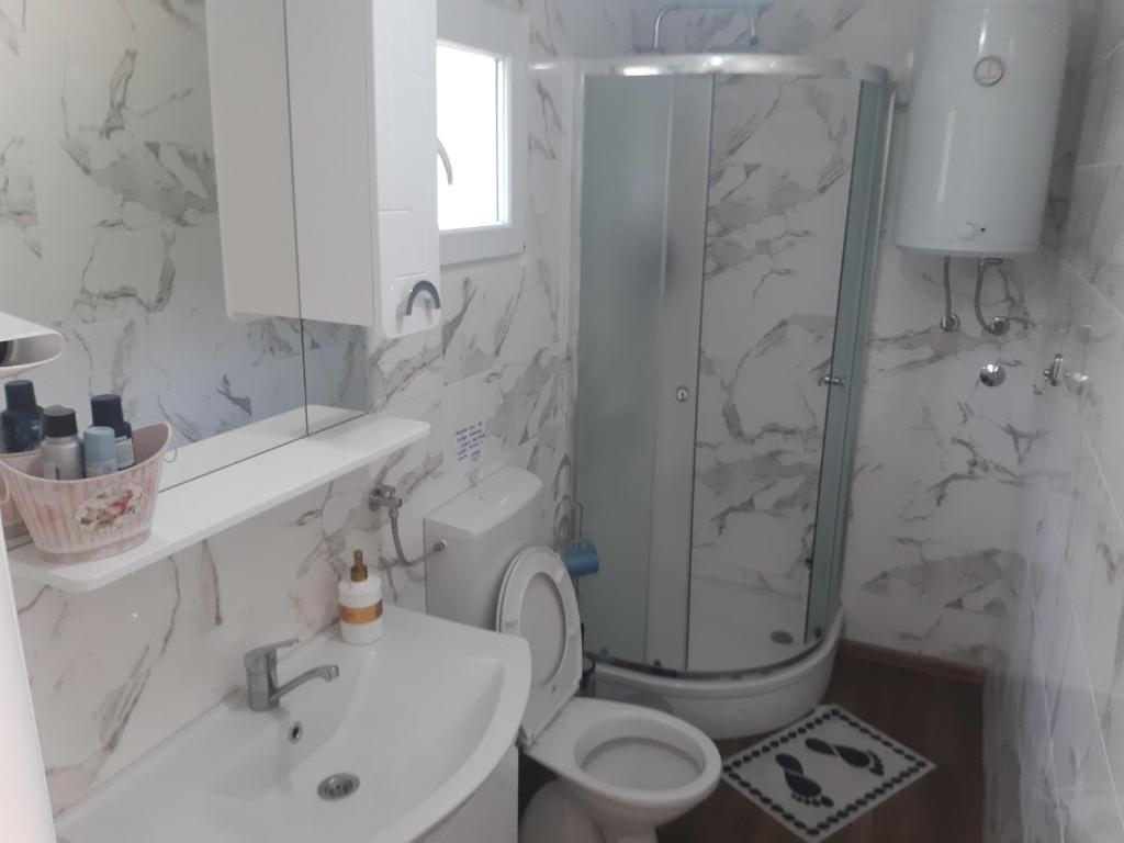 Vikendica SUNCE room 4