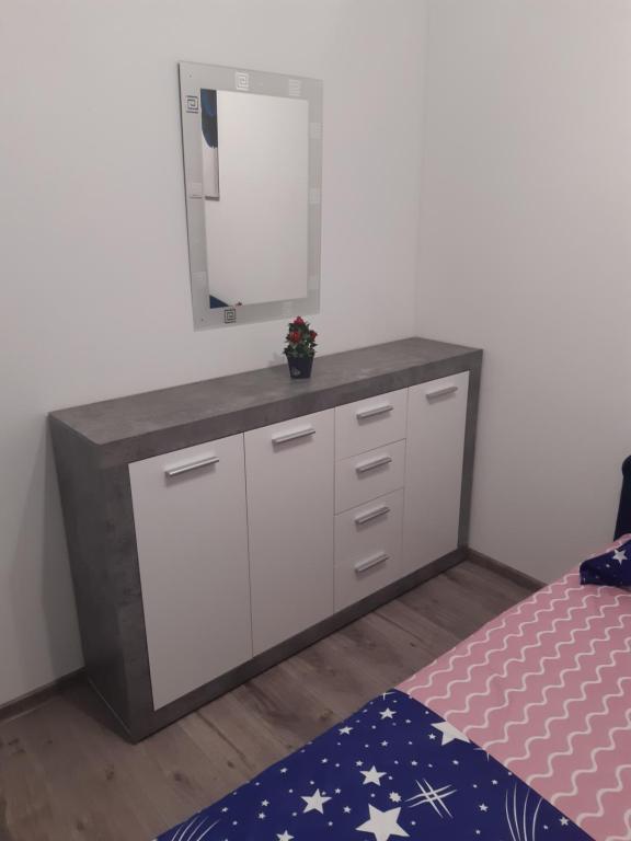 Vikendica SUNCE room 6