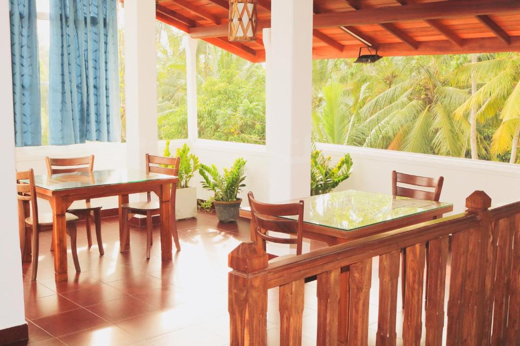 Supun Villa room 5