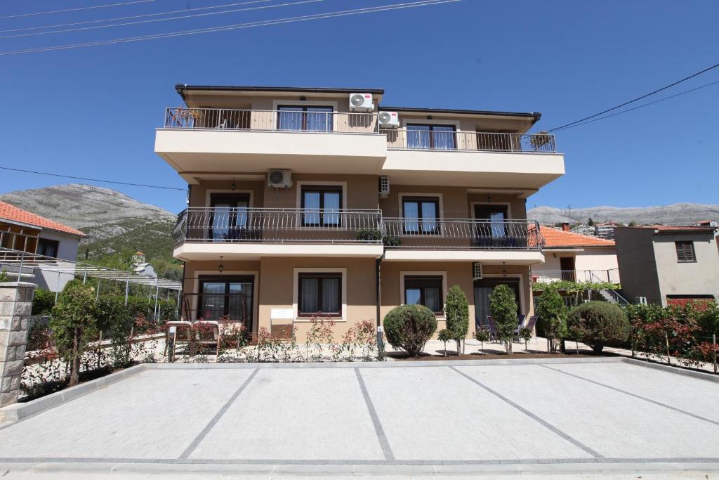 Luxury Apartments Taša room 2
