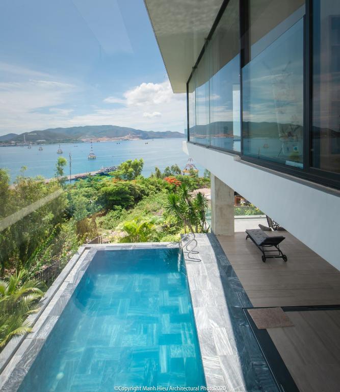 The Bridge Luxury Villa Nha Trang room 1