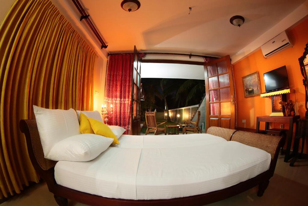 The Castle room 6