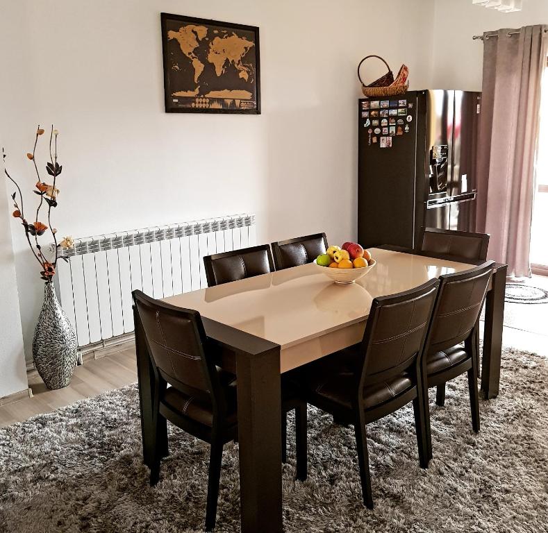 The Rifle Volunteer room 2