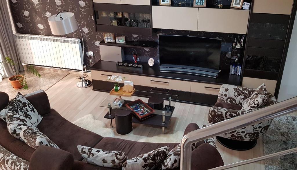 The Rifle Volunteer room 3