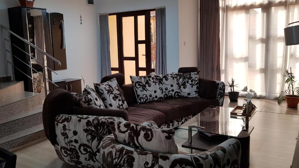 The Rifle Volunteer room 4