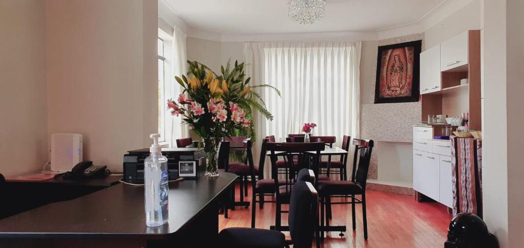 VALICHA HOUSE room 5