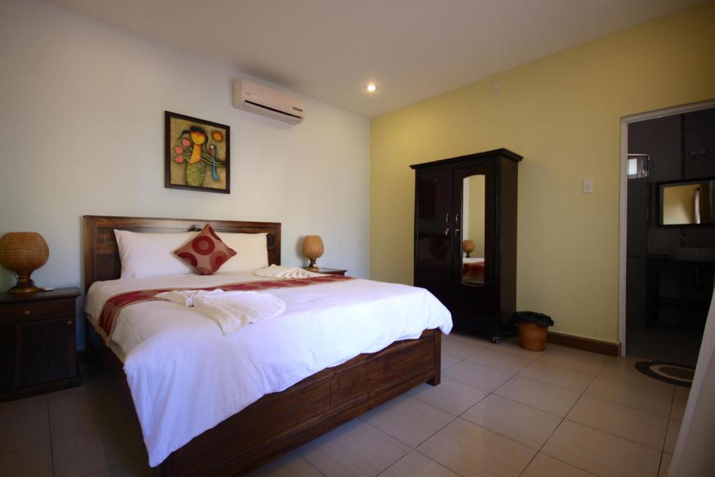 Xin Chao Hotel room 1