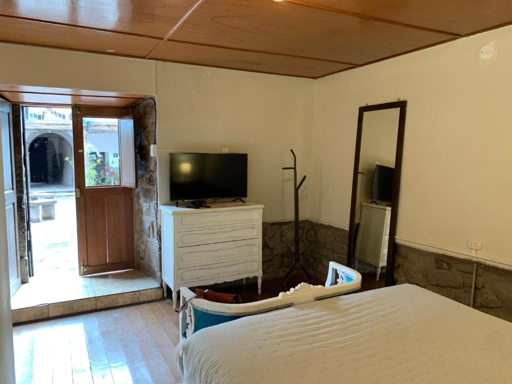 YURACTAMPU - calle arequipa room 6