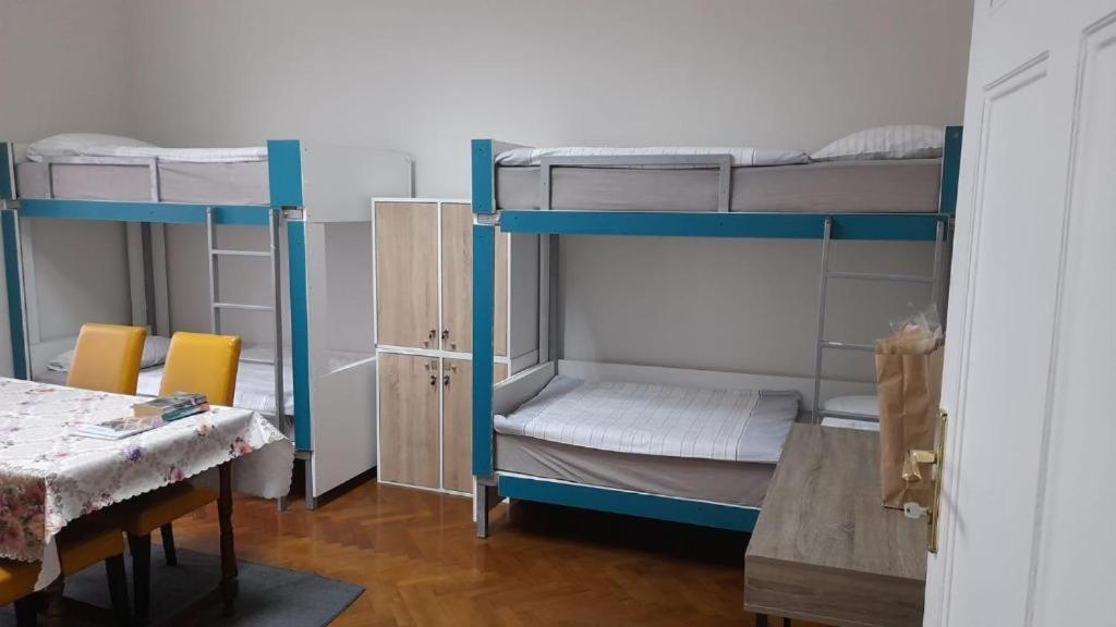 Zeynep Apartments room 1